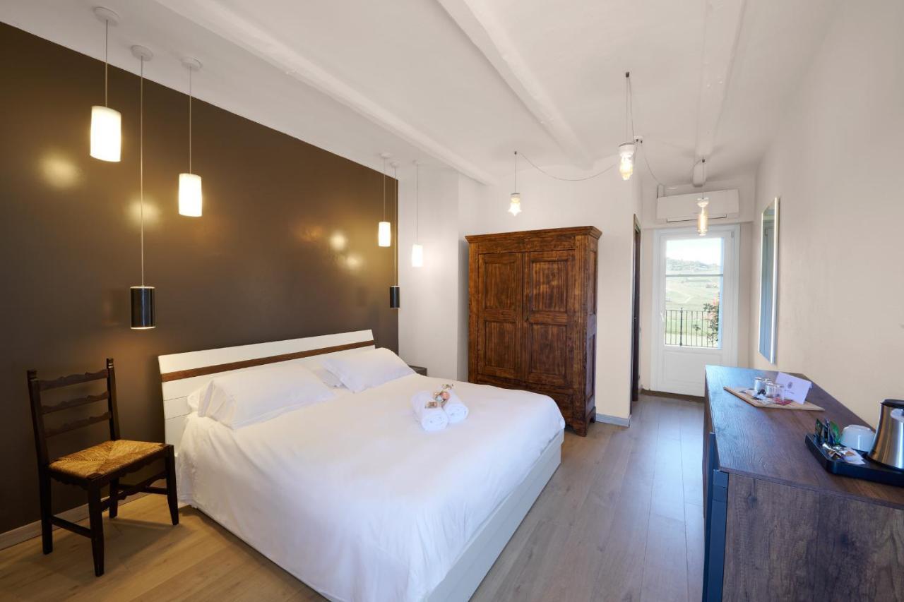 Agriturismo Cascina Sciulun モンフォルテ・ダルバ エクステリア 写真