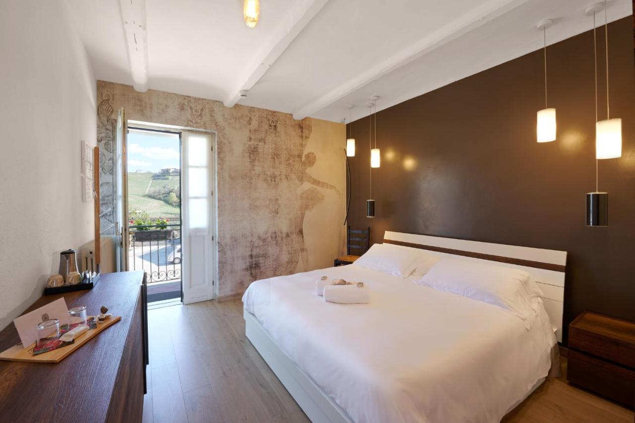 Agriturismo Cascina Sciulun モンフォルテ・ダルバ エクステリア 写真