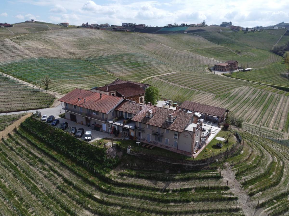 Agriturismo Cascina Sciulun モンフォルテ・ダルバ エクステリア 写真